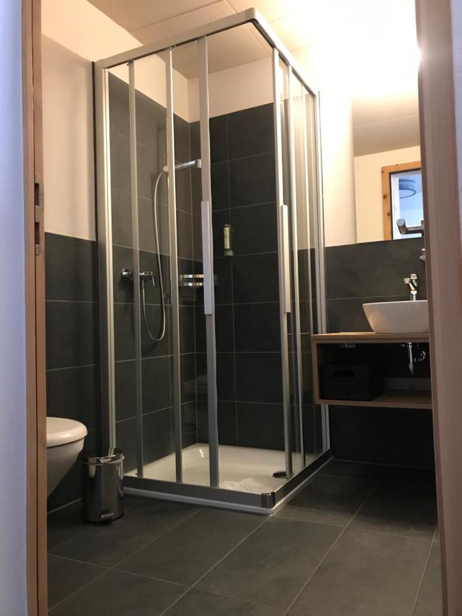 Berghotel Mettmen Schwanden  Esterno foto